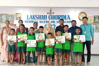 Students and teachers celebrating correspondent day